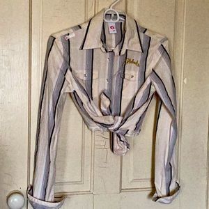 Awesome cotton Lycra crop button down cowgirl shirt